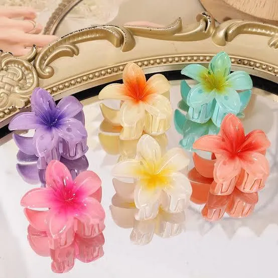 Flower Claw Clip for Women, Preppy Flower Hair Clip, Hawaiian Plumeria Hair Clip, Hawaii Hair Accessories for Thick Hair & Thin Hair, Gifts for Women Teen Girls